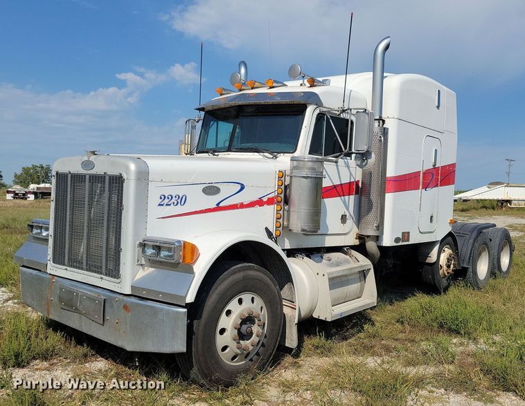 2003 Peterbilt  379 semi truck - JO9466