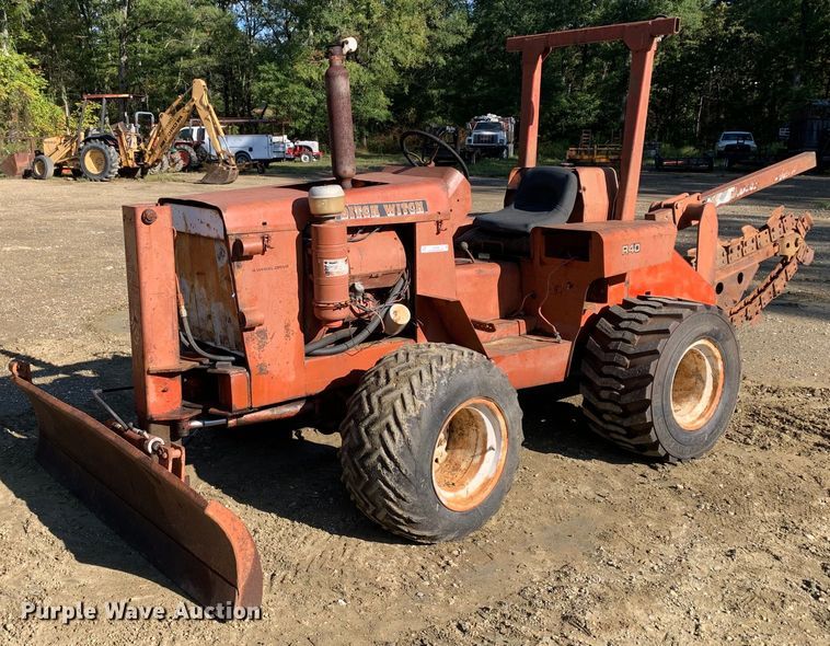 Ditch Witch  R40 trencher - JT9748