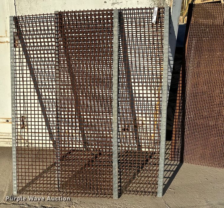 (2) screen decks  - LR9475
