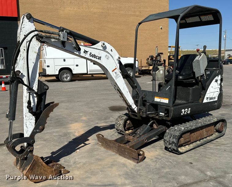 2014 Bobcat 324M mini excavator - MV9269