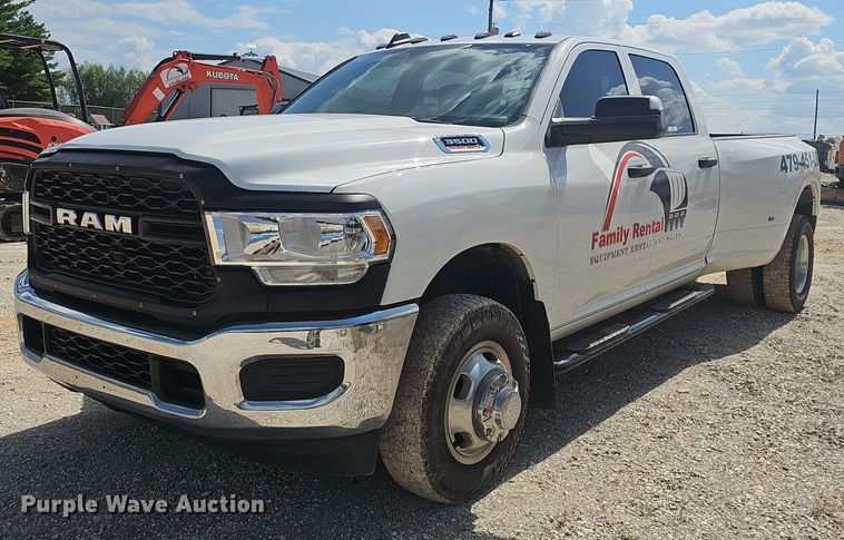 2020 Dodge Ram 3500 Crew Cab pickup truck - NX9295