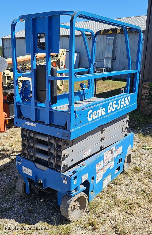 2019 Genie GS-1930 scissor lift - NX9355