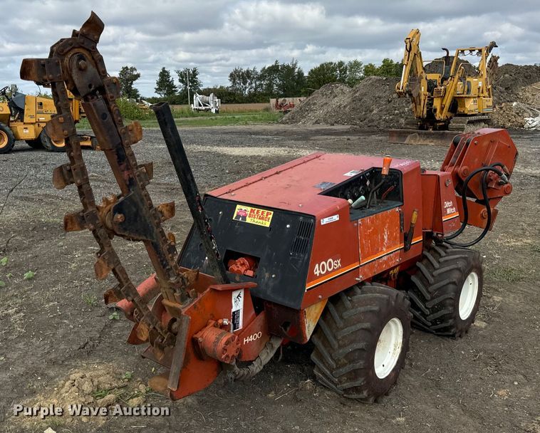 1994 Ditch Witch  400SXD trencher - OG9688