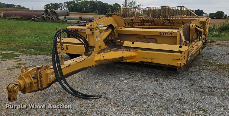 2001 John Deere 1812C scraper - OJ9868