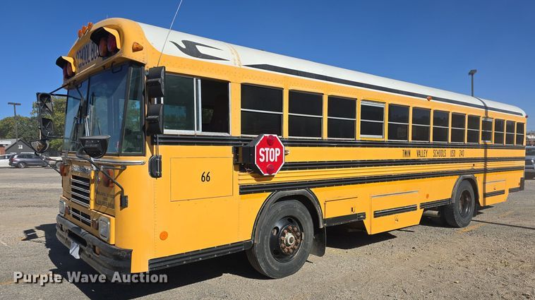 2000 Bluebird  school bus - DQ5222