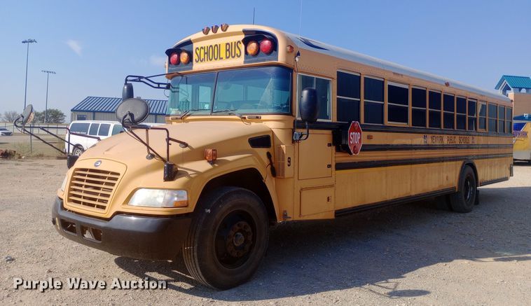 2011 Bluebird  Vision school bus - DW0786