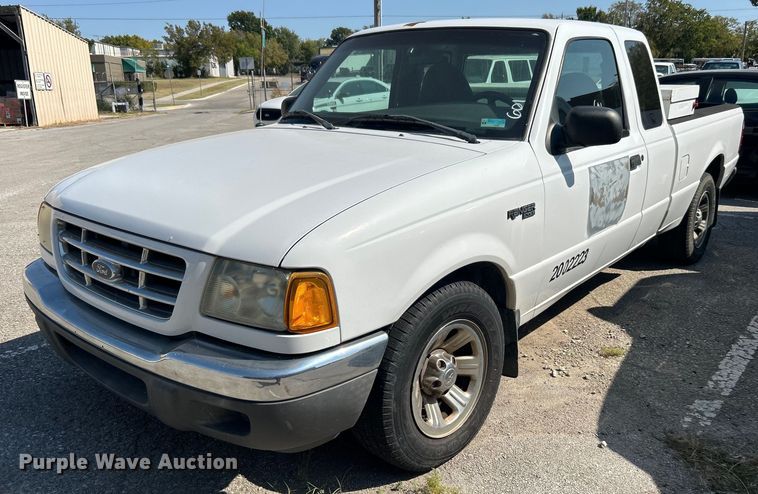 2002 Ford Ranger SuperCab pickup truck - EG0579