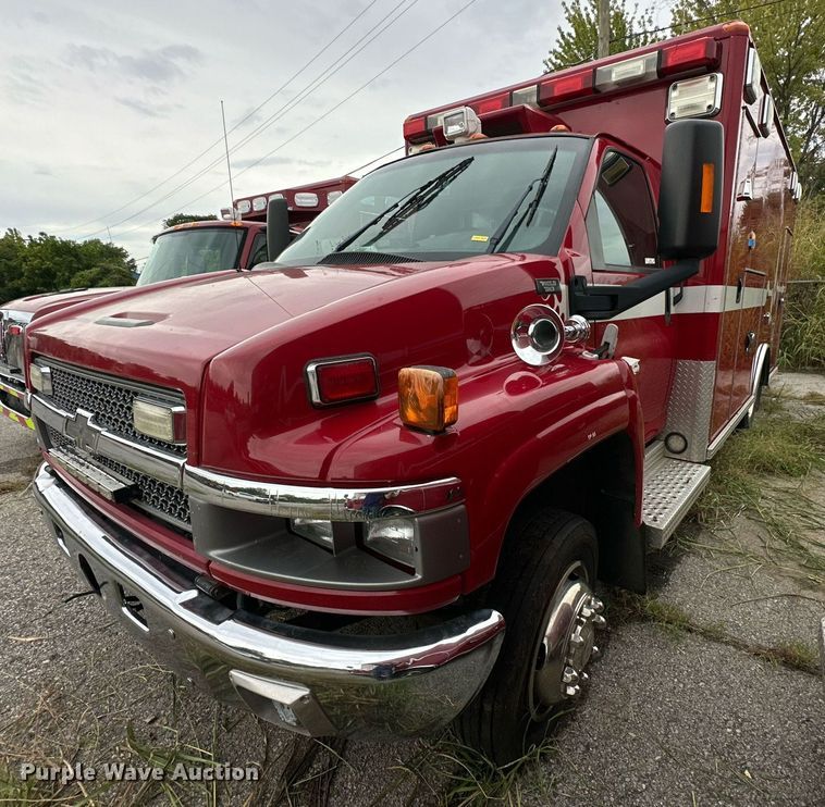 2009 Chevrolet  C4500 ambulance - EJ4841