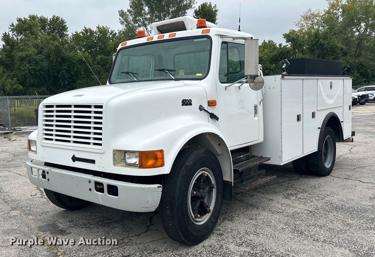 1996 International  4700 4X2 utility / service truck - EK0031