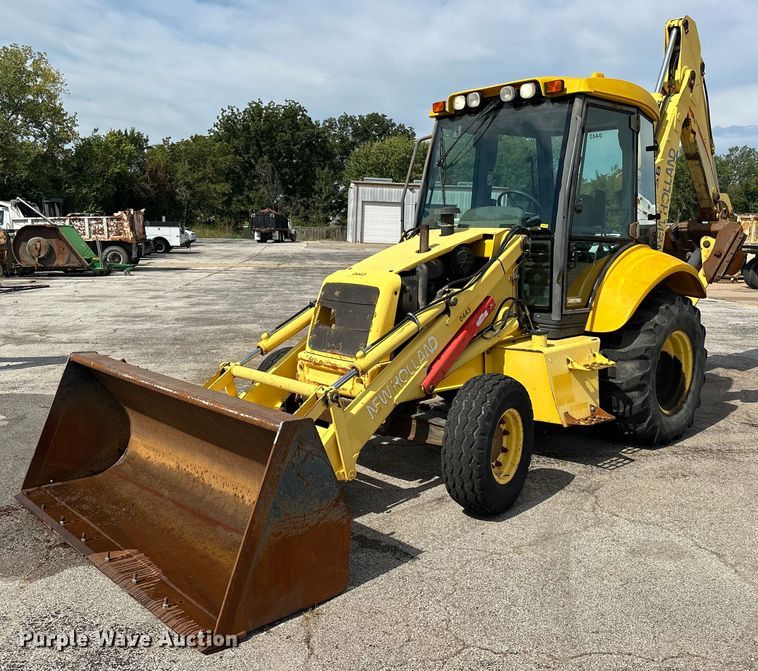 2004 New Holland LB75B backhoe - EK0044