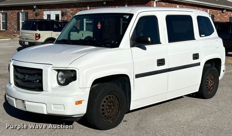 2016 AM General MV1 handicap accessible van - EK3439