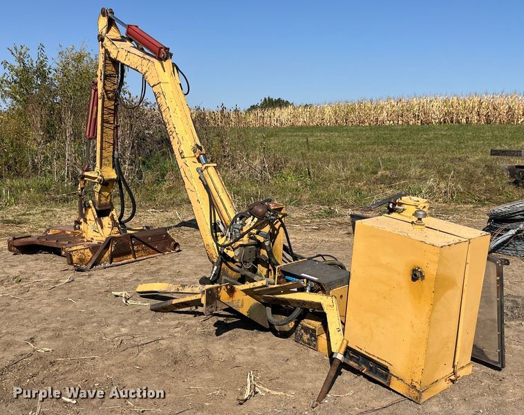 Tiger side boom rotary mower - LC9280