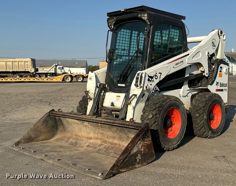 2012 Bobcat  S750 skid steer loader - MS9810