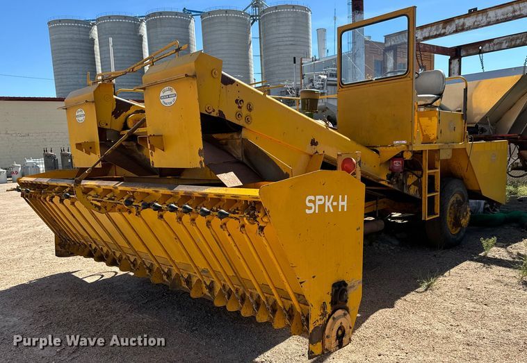 Koehring SPK-H chip spreader - MV9233