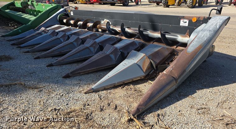 AGCO 830 corn head - DW3771