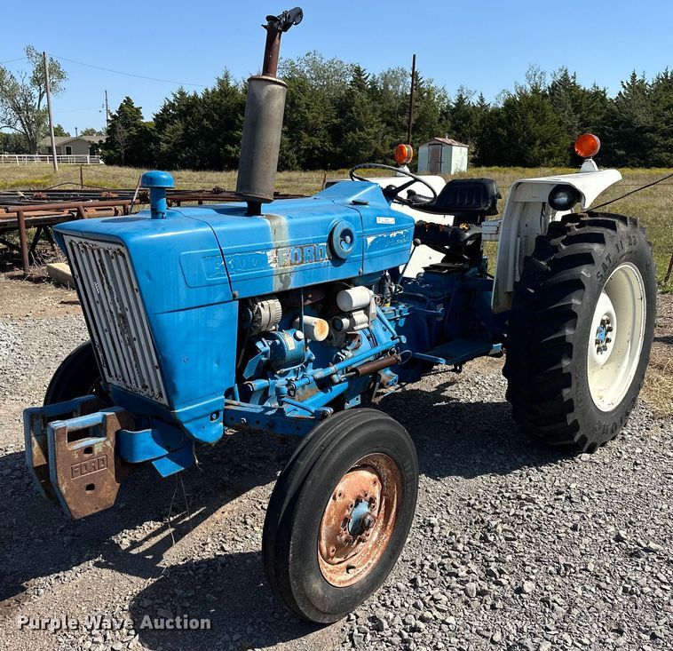 1967 Ford 3000 tractor - EJ4857