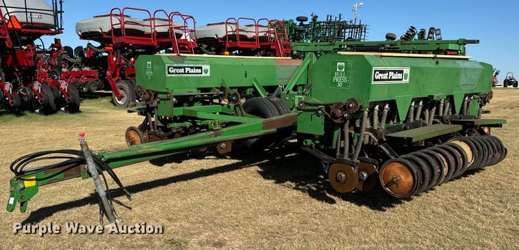 Great Plains  Full Press 30 FPF30 450888 013Q grain drill - MV9235
