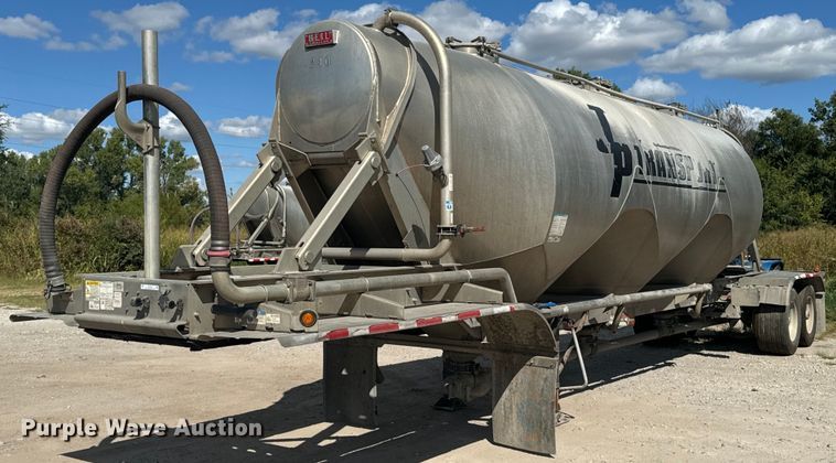 2015 Heil pneumatic dry bulk trailer - DX1304