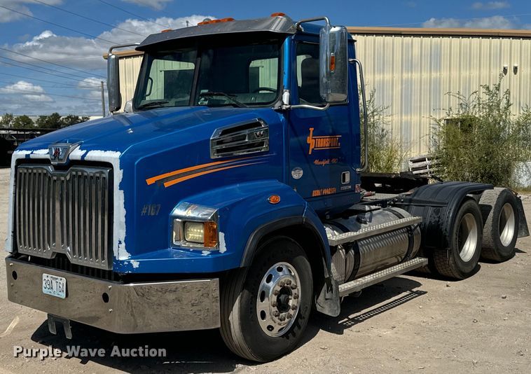 2019 Western Star 4700 semi truck - DX1308