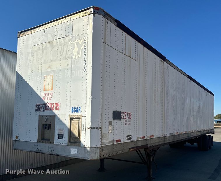 1990 Strick dry van trailer - EE7837