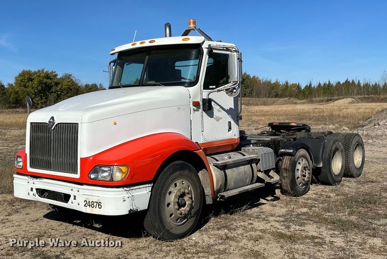 2007 International 9200i semi truck - LR9509