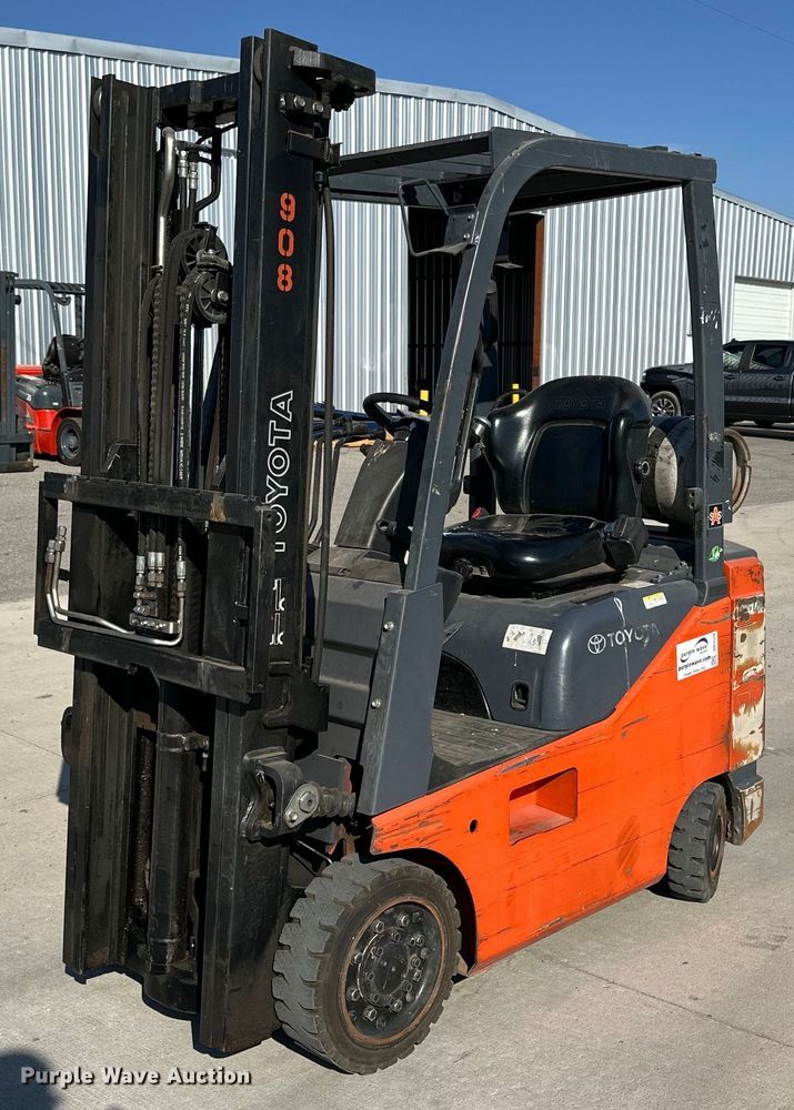 2009 Toyota 8FGCU18 forklift - DD3328