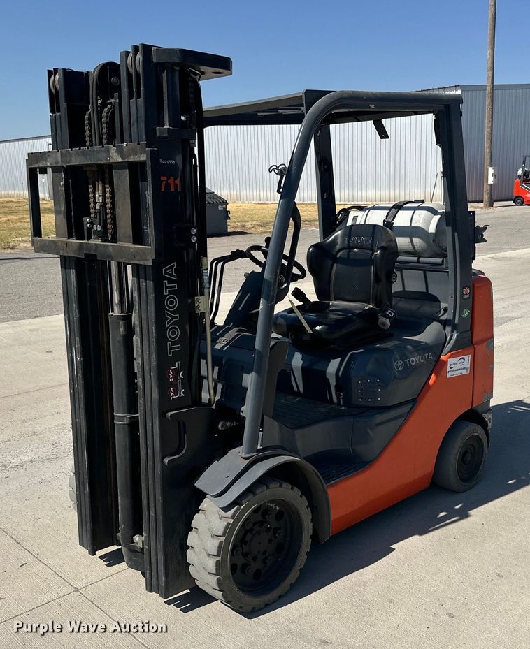 2017 Toyota 8FGCU25 forklift - DD3343