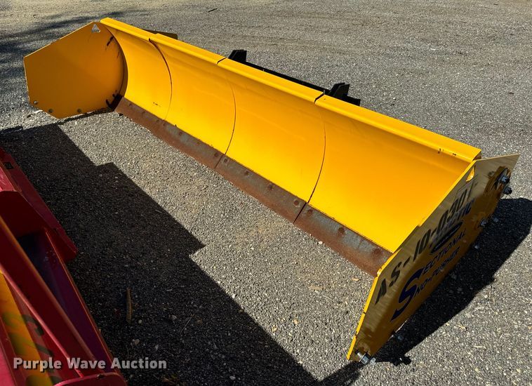 Arctic  LD10.5 skid steer snow pusher - DT2067