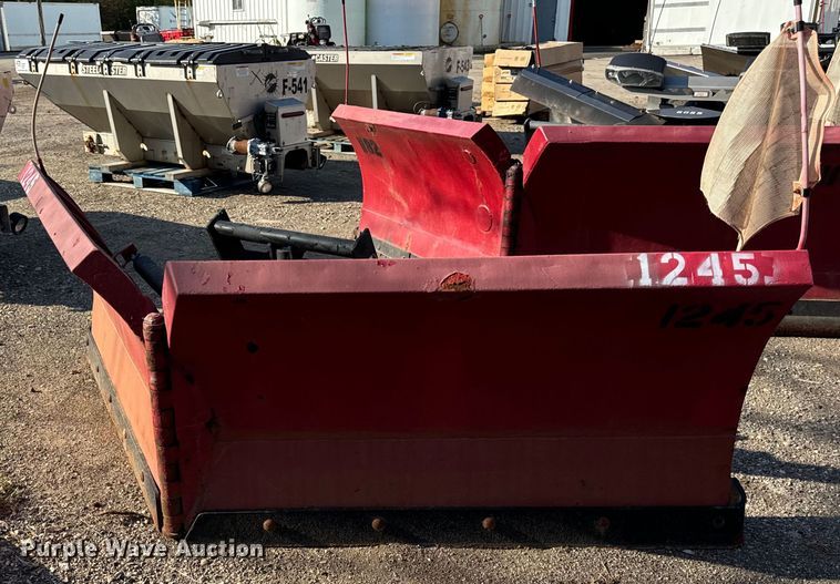 Boss 10' W Power V snow plow - DT2078