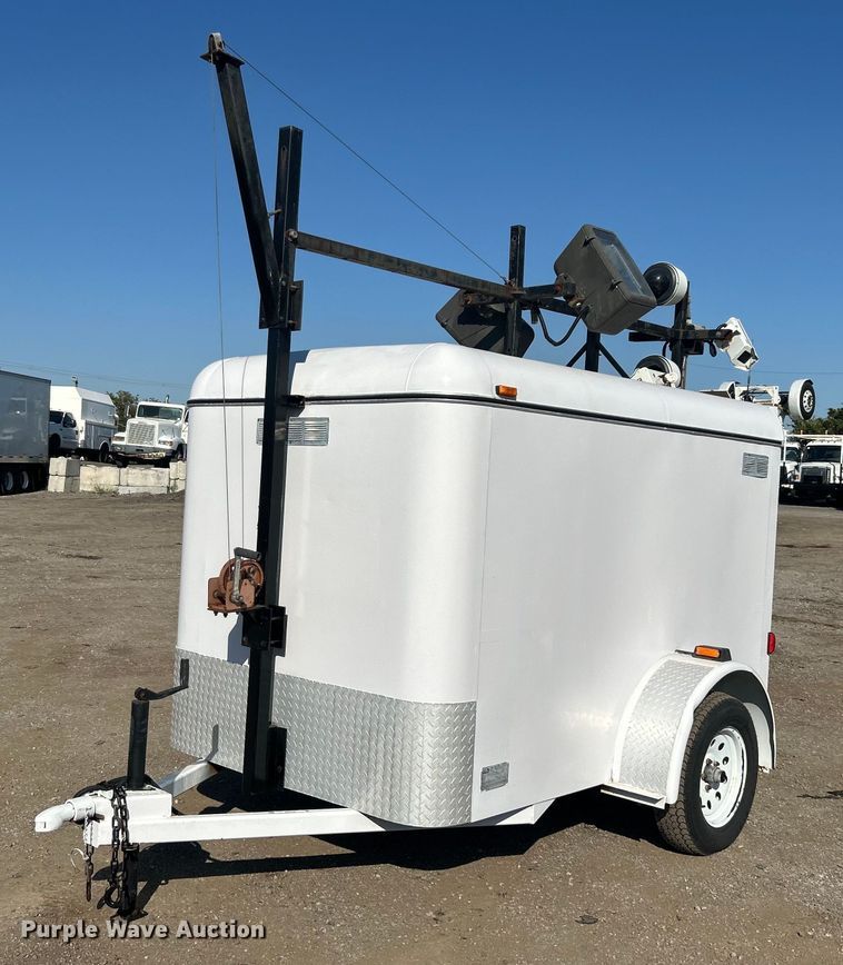 2007 CM Trailers enclosed cargo trailer - EG1126