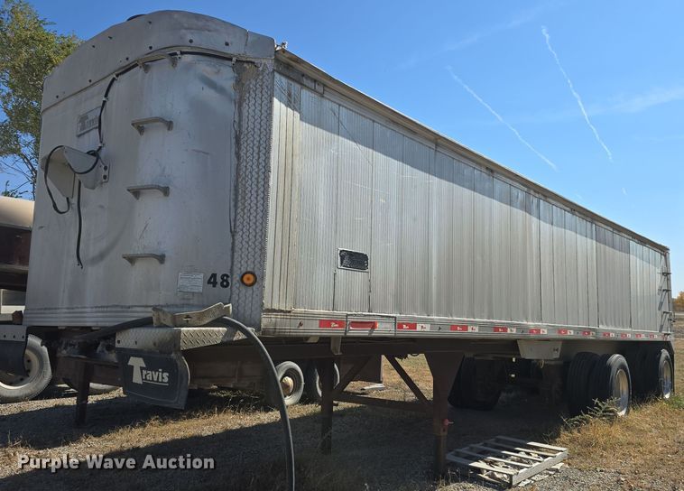 2010 Travis T102 grain trailer - DQ5232