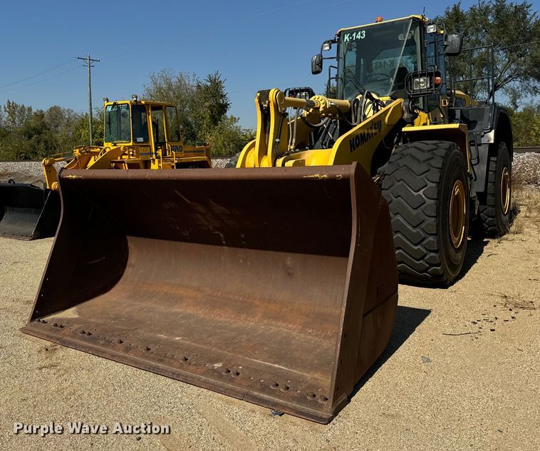 Komatsu chargeuse sur pneus compacte WA470-6R