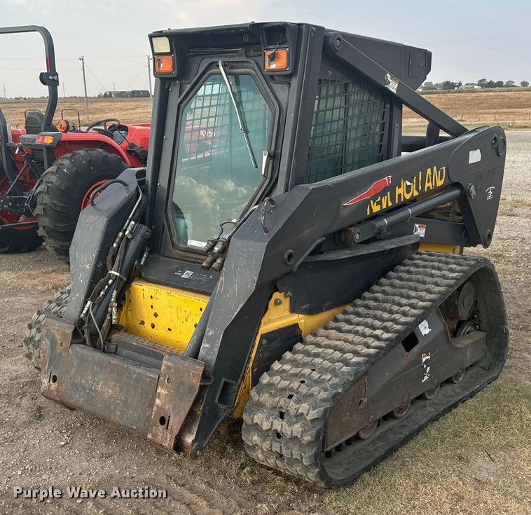 2006 New Holland LT185B tracked skid steer loader - DX3696
