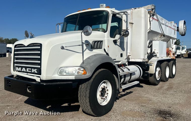 2013 Mack GU813 volumetric concrete mixer truck - EG1110