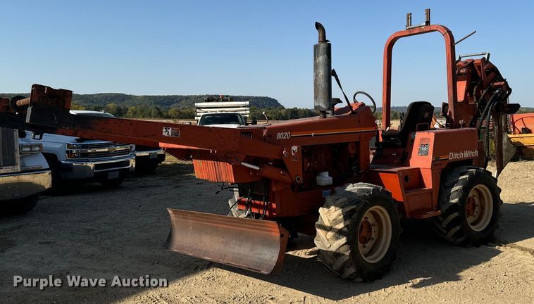 2001 Ditch Witch 8020  vibratory cable plow - EG6788