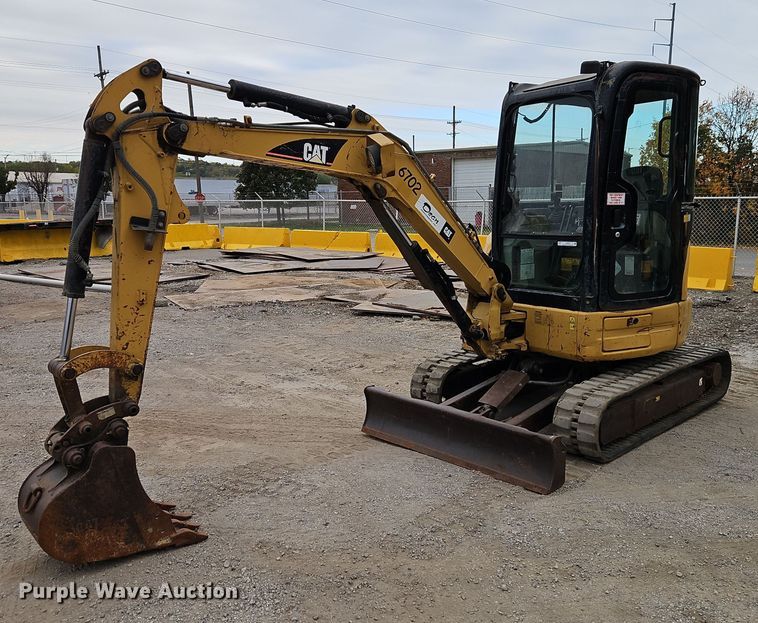 2006 Caterpillar 303C CR mini excavator - EI8435