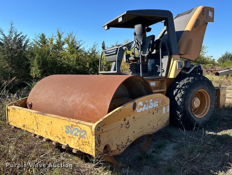 2007 Case SV212 single drum vibratory roller - EJ4995