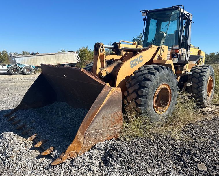 2000 Case 821C loader - EJ5004