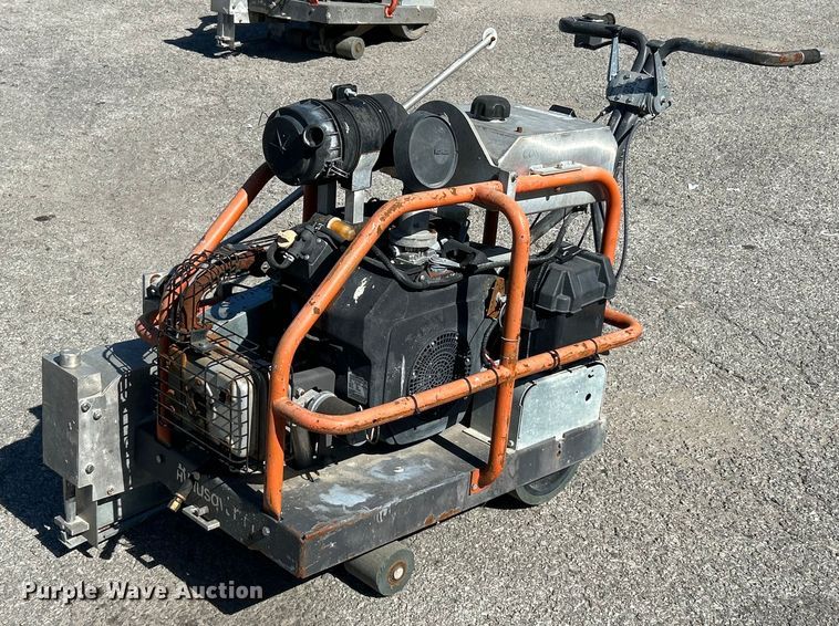 Husqvarna  Soff-Cut 4000 concrete saw - EK3495