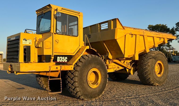 1988 Caterpillar  D35C haul truck - MS9841