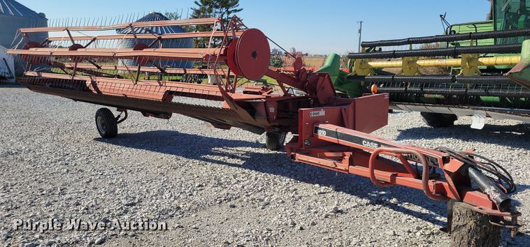 1992 Case IH 8210 swather / windrower - DN3608