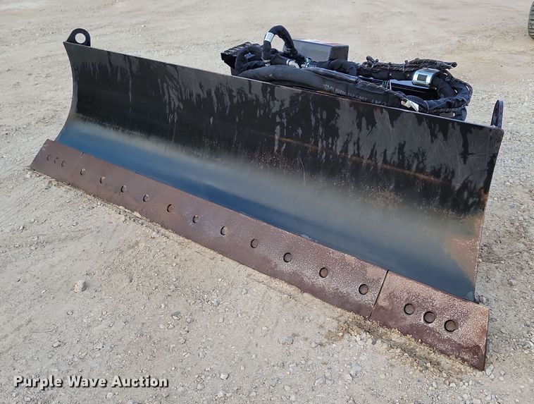 2017 Caterpillar skid steer dozer blade - DN3617