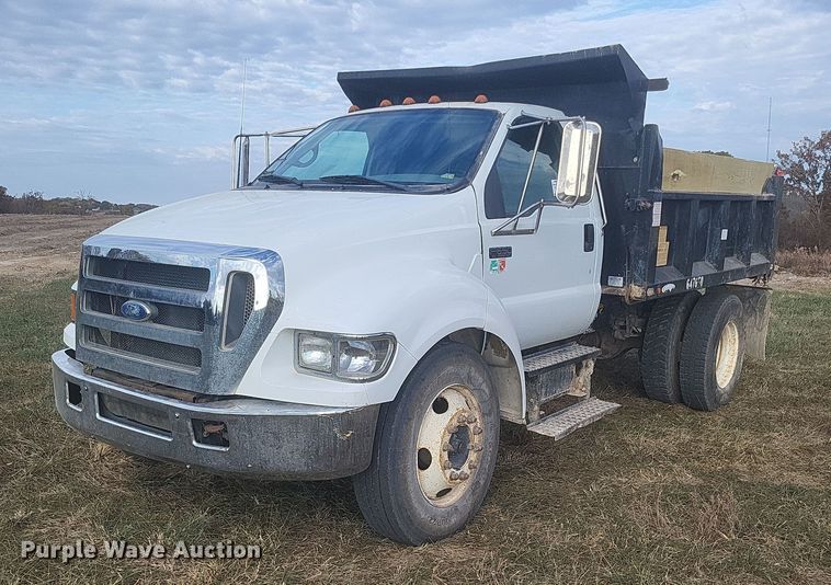 2006 Ford  F650 Super Duty XL  dump truck - DQ3737