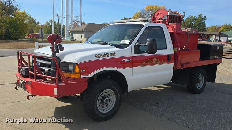 1999 Ford F350 Super Duty  brush fire truck - DQ5260