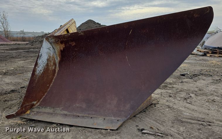 Caterpillar motor grader snow plow - DW3875