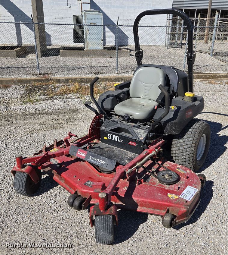 Toro Z Master Commercial  ZTR lawn mower - EE8633