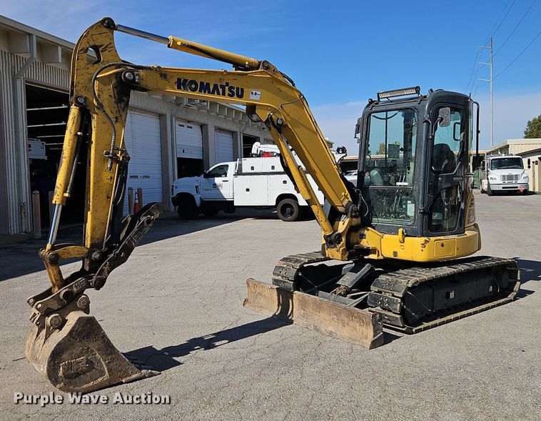 2017 Komatsu PC55MR-5 mini excavator - EI8462