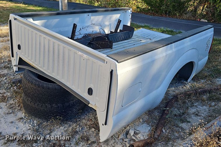 Ford  pickup truck bed - EK0930