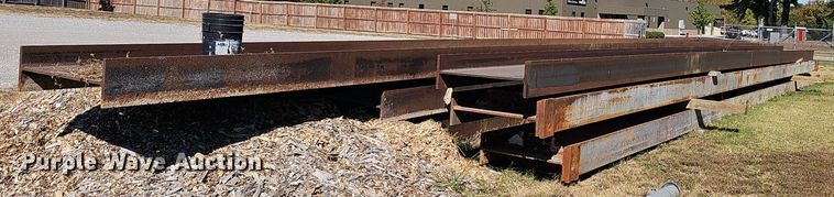 (7) steel I-beams - EK0952