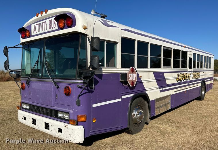 2001 Blue Bird 44PS All American coach bus - ER8117